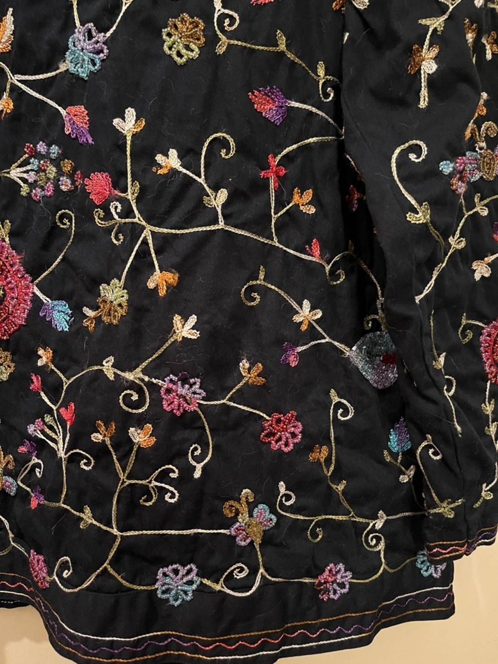 Quacker Favtory Embroidered / Embellished Black Floral Button-Up Jacket - Picture 12 of 14